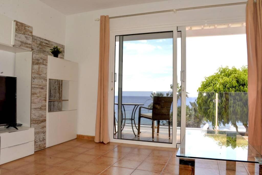 Apartamento Brisa Apartment ปูแอร์โตเดลคาร์เมน ภายนอก รูปภาพ